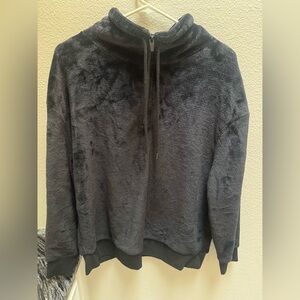 Secret Treasures Women's Fleece Pullover - Size Lg (12/14) -Black